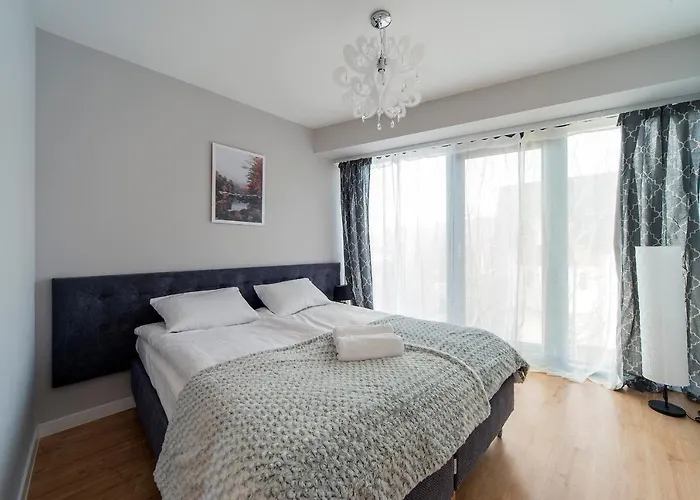 Everysky - Wilcza 3f-2 アパート カルパッチ